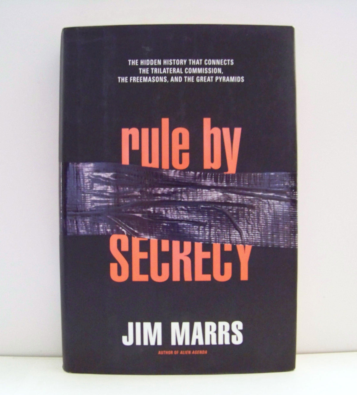 Rule By Secrecy: The Hidden History that Connects the Trilateral Commision, the Freemasons and the Great Pyramids