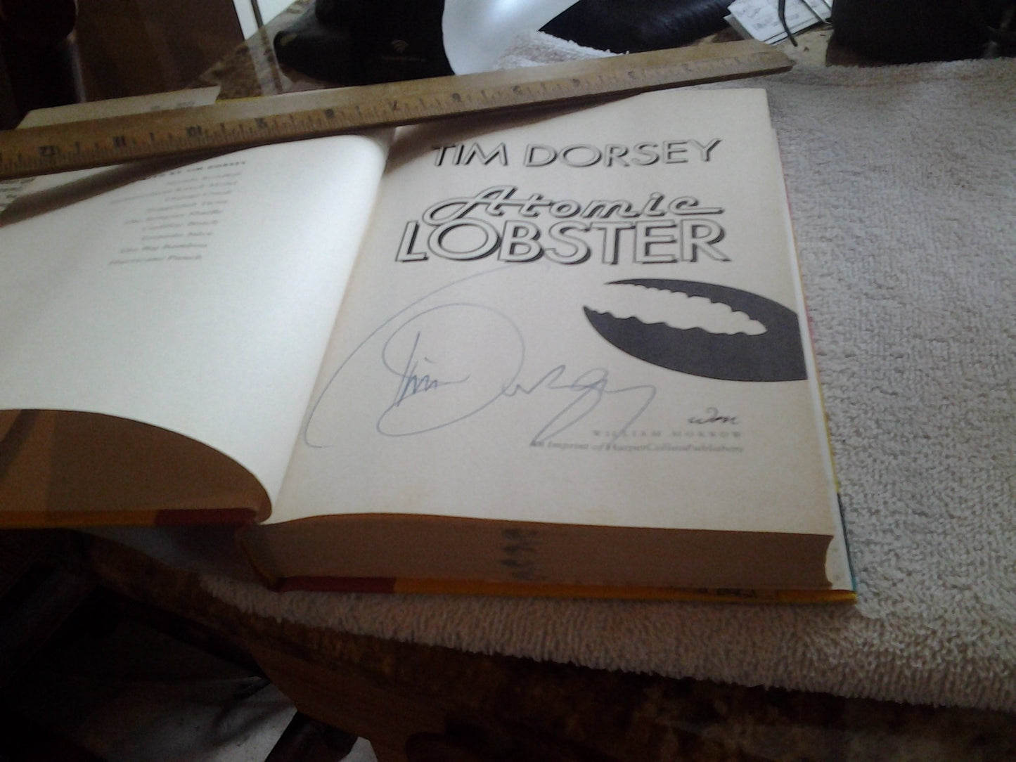 Atomic Lobster: A Novel (Serge Storms)
