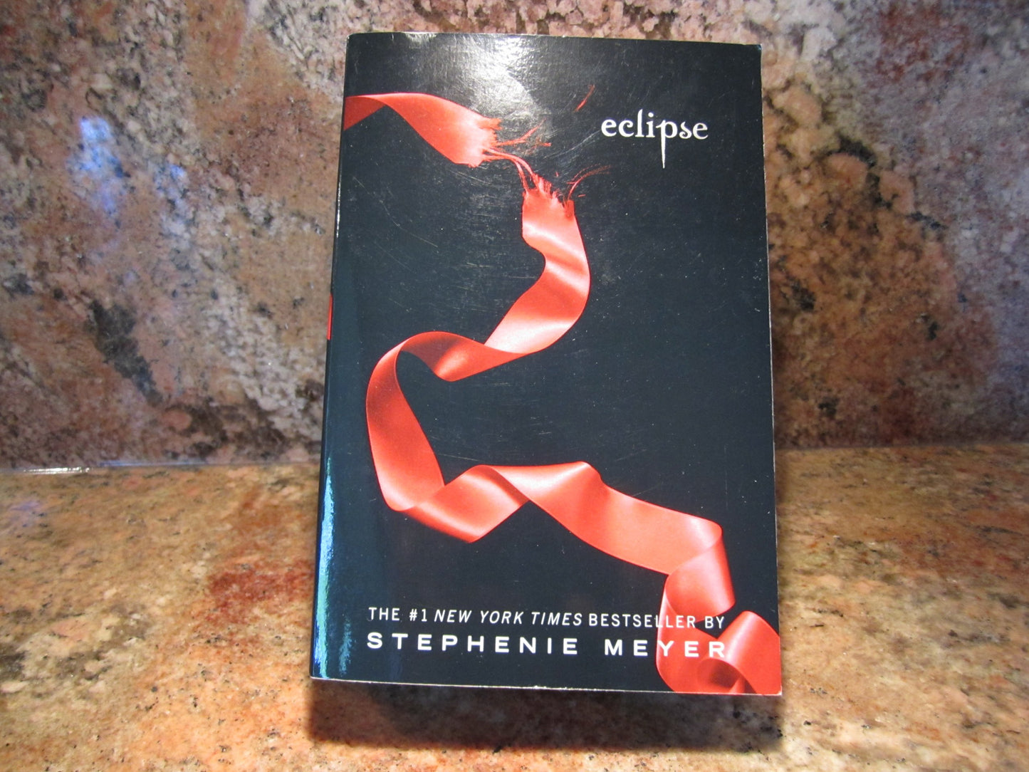 Eclipse (Twilight Sagas) - 1156
