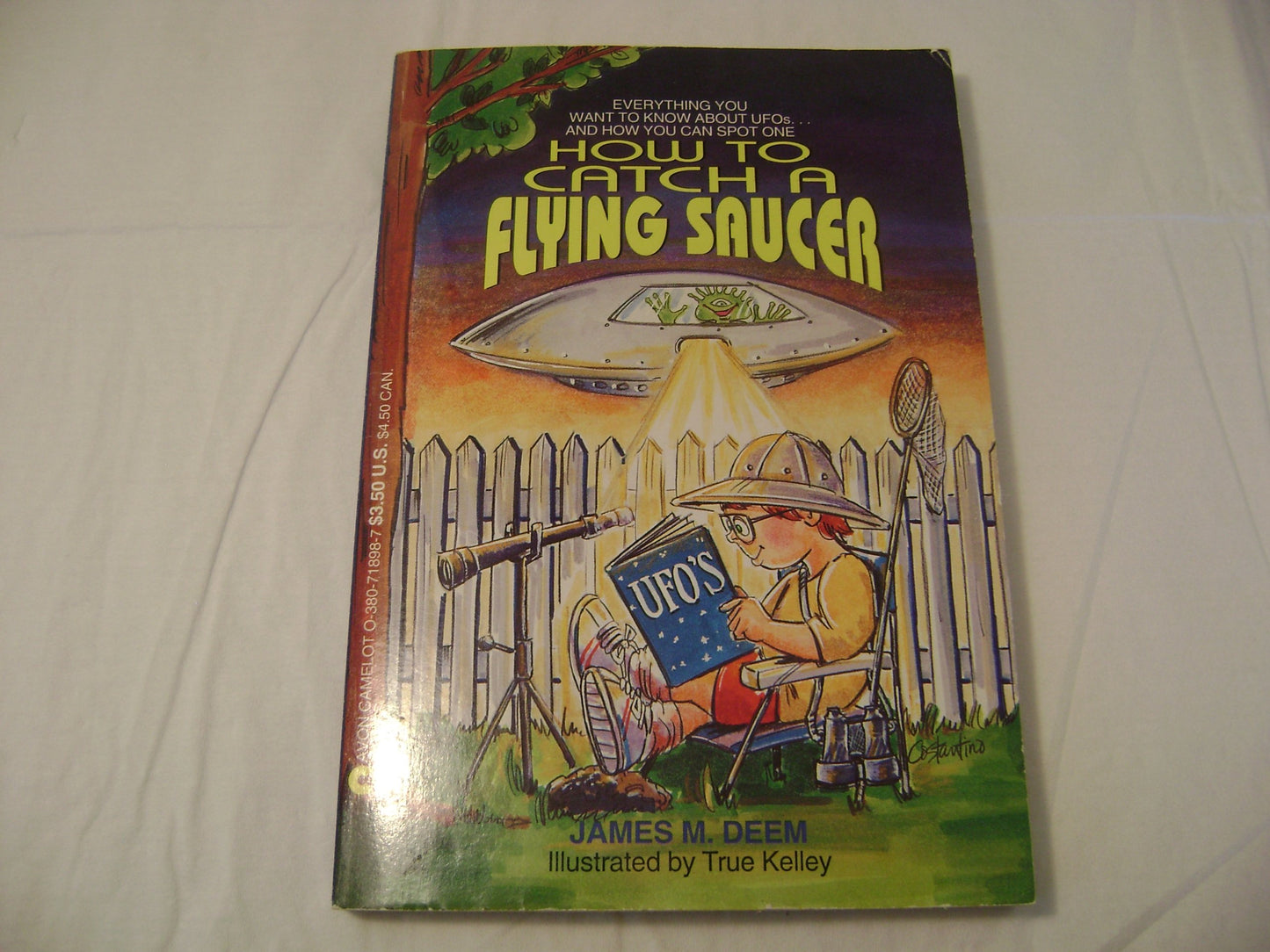How to Catch a Flying Saucer - 3805