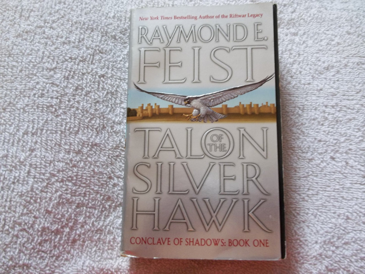 Talon of the Silver Hawk (Conclave of Shadows, Book 1) (Conclave of Shadows, 1)