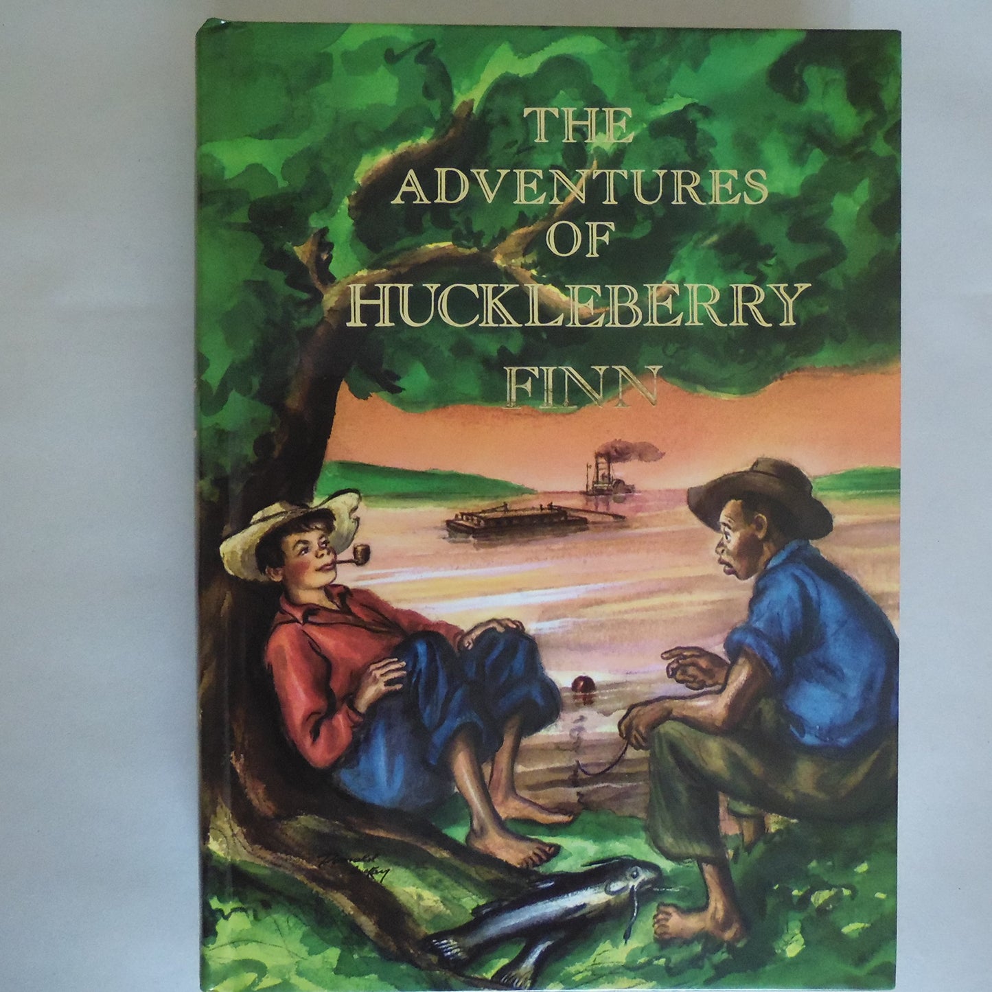 The Adventures of Huckleberry Finn (Illustrated Junior Library)