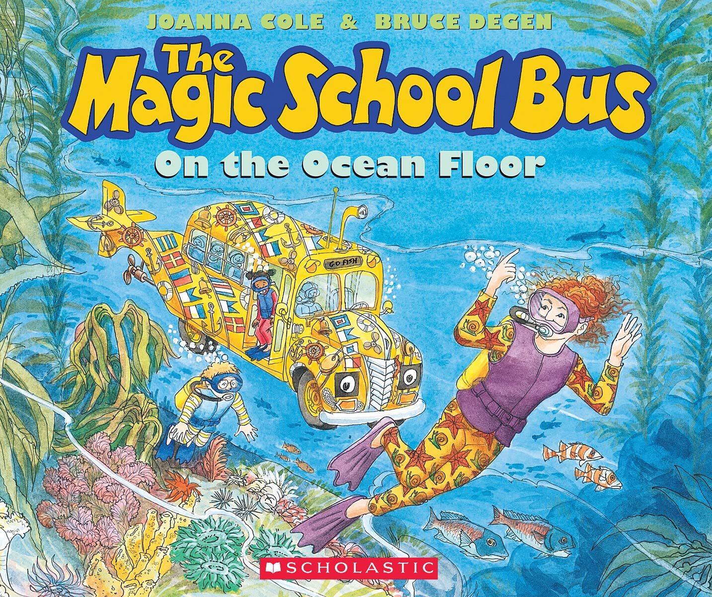 THE MAGIC SCHOOL BUS ON THE OCEA - 3196
