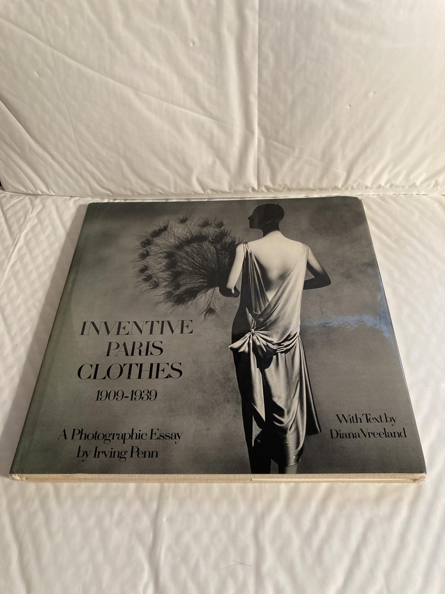 Inventive Paris Clothes, 1909-1939: A Photographic Essay by Irving Penn - 8583