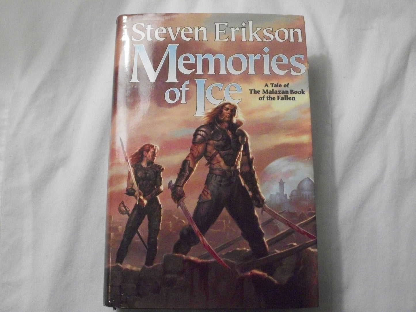Memories of Ice (The Malazan Book of the Fallen, Book 3)