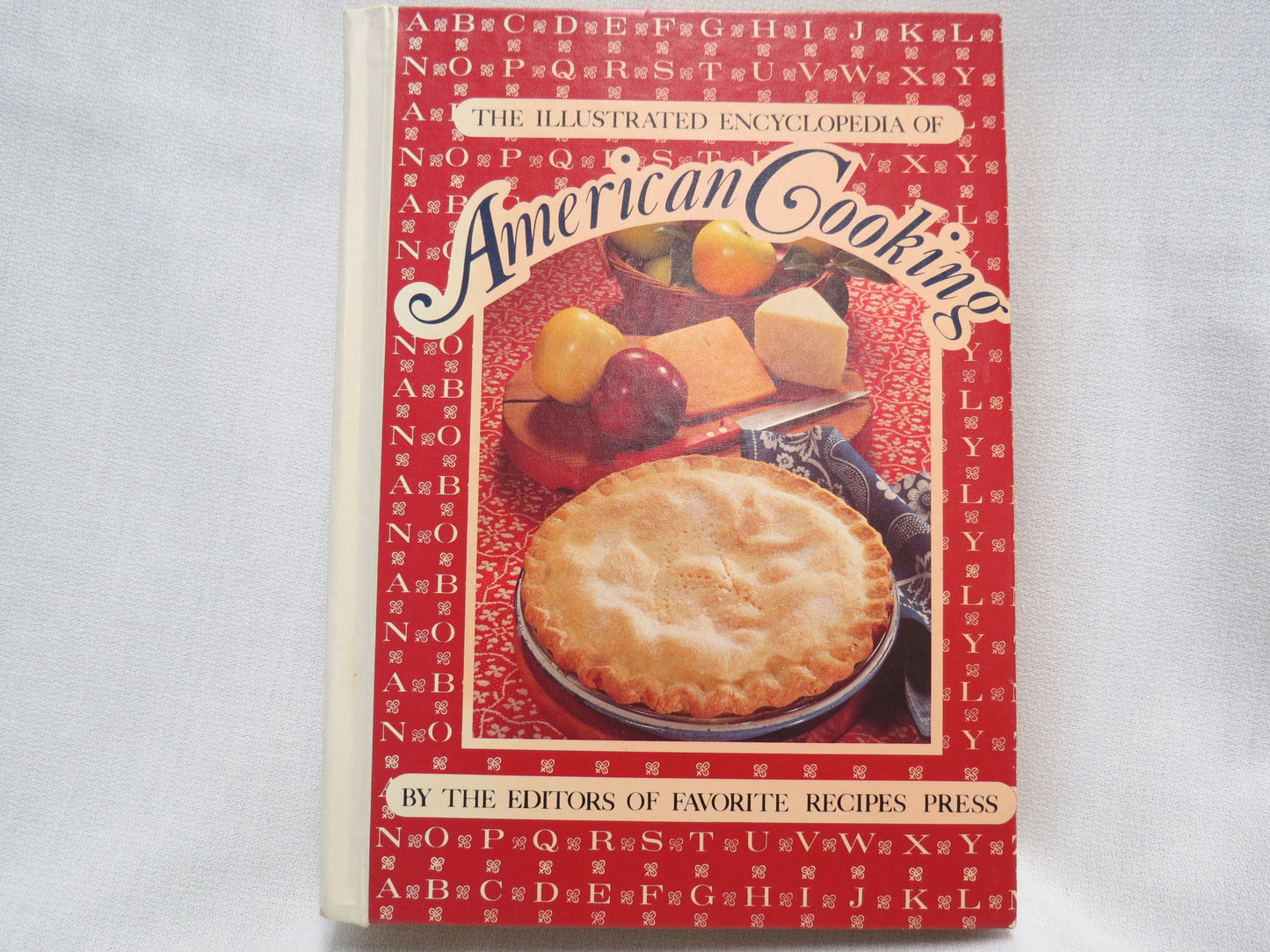 The Illustrated encyclopedia of American cooking