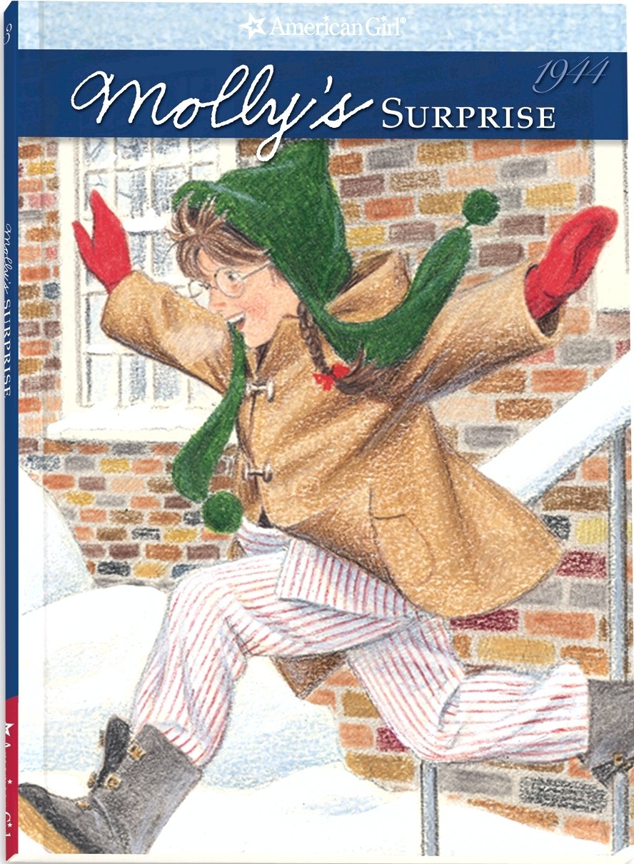 Molly's Surprise: A Christmas Story, Book Three (The American Girls Collection) - 7464