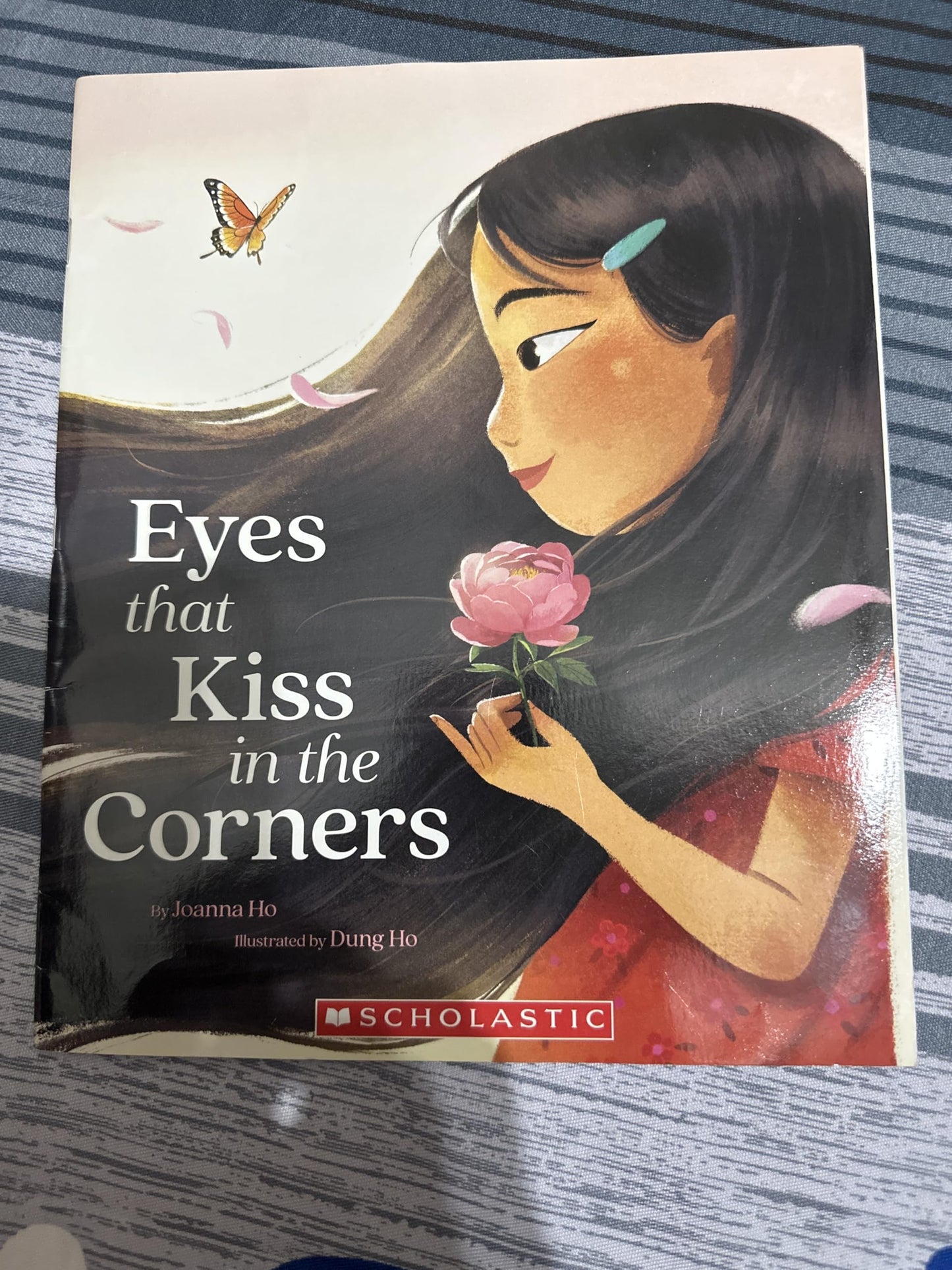 Eyes that Kiss in the Corners