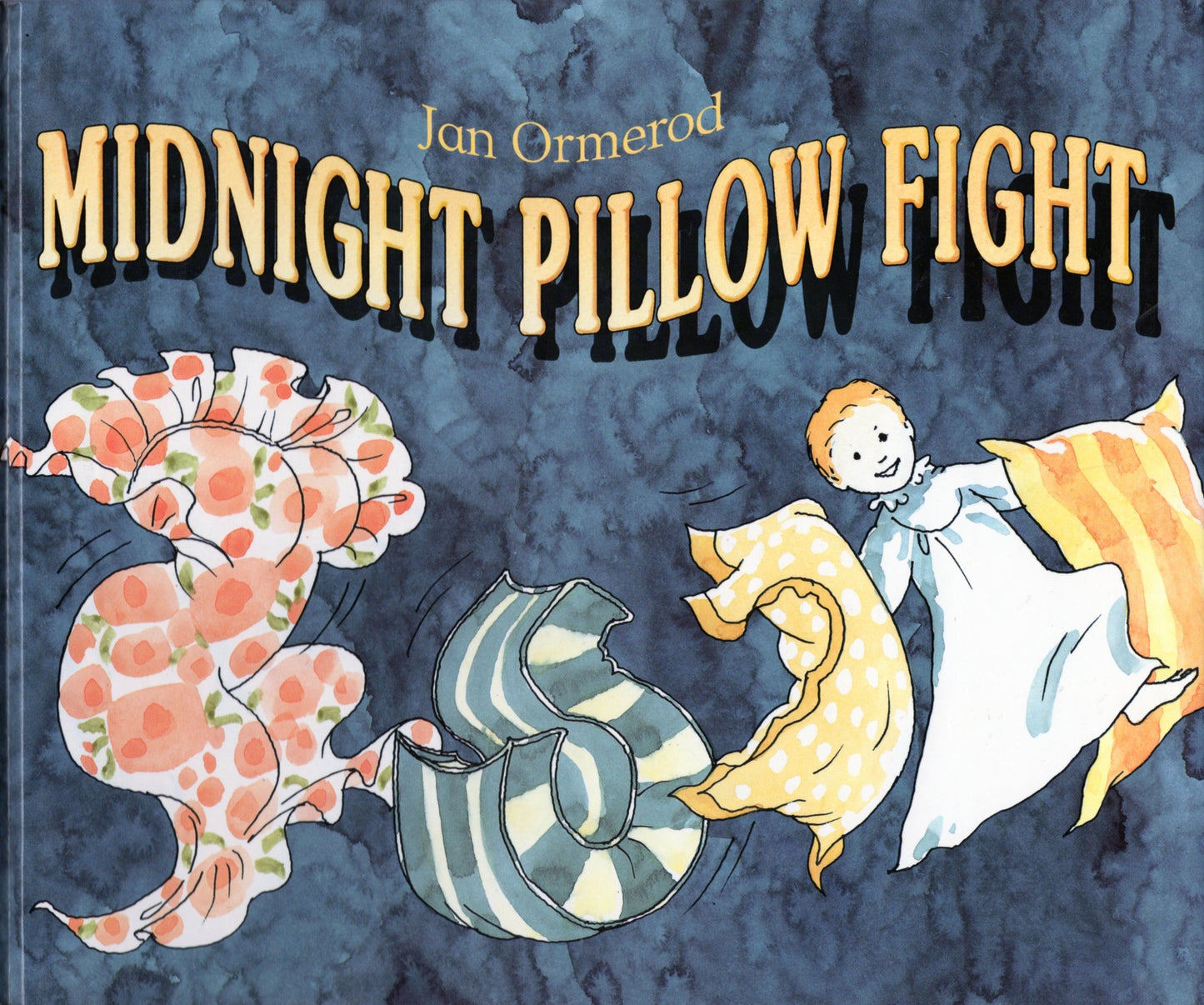 Midnight Pillow Fight - 6876