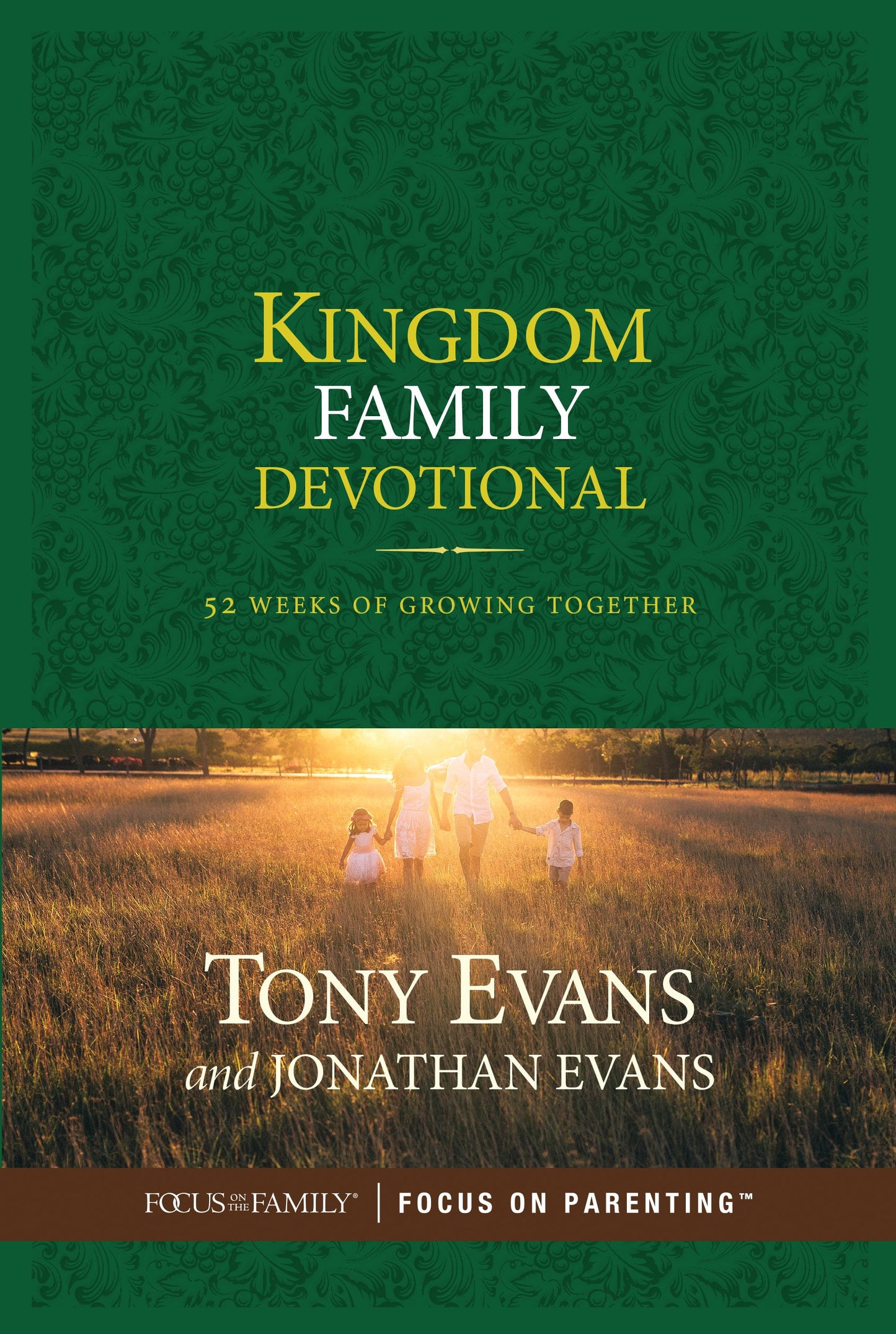 Kingdom Family Devotional: 52 Weeks of Growing Together - 887