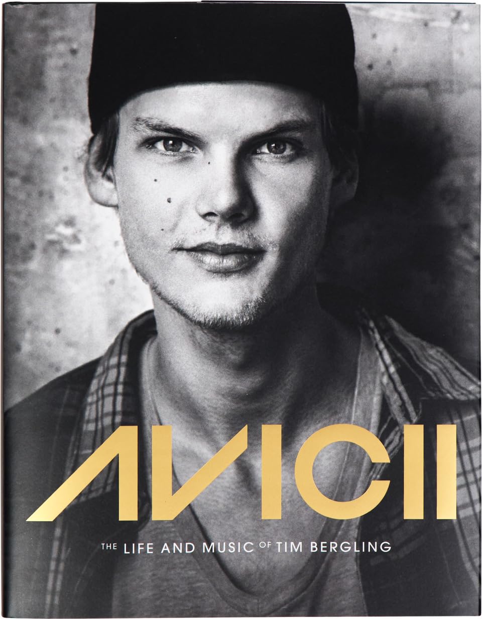 Avicii: The Life and Music of Tim Bergling (Famous DJ Biography, Avicii Photography Book, Tim Bergling Flashbacks) - 1431