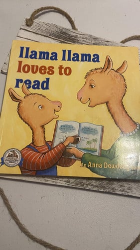 Llama Llama Loves to Read