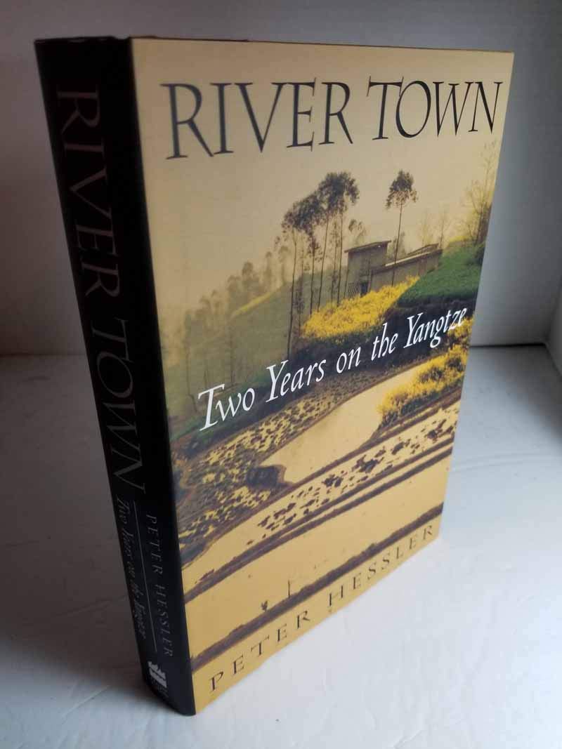 River Town: Two Years On The Yangtze - 8035