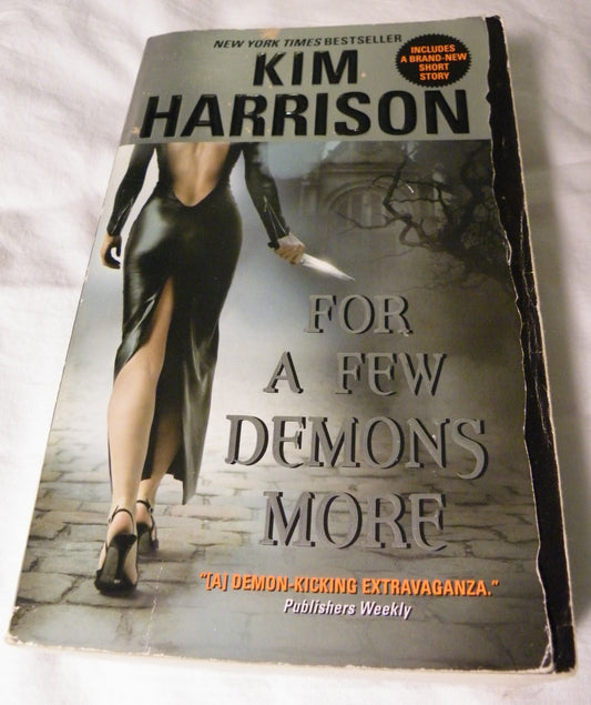For a Few Demons More (The Hollows, Book 5) - 1843