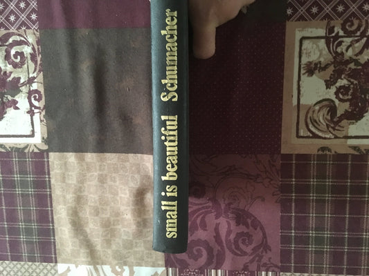Small is Beautiful: Economics as if People Mattered - 4000