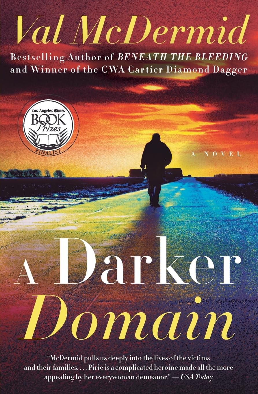 A Darker Domain: Detective Karen Pirie's Scottish Cold Case Thriller of Unsolved 1980s Mysteries (Karen Pirie Novels, 2)