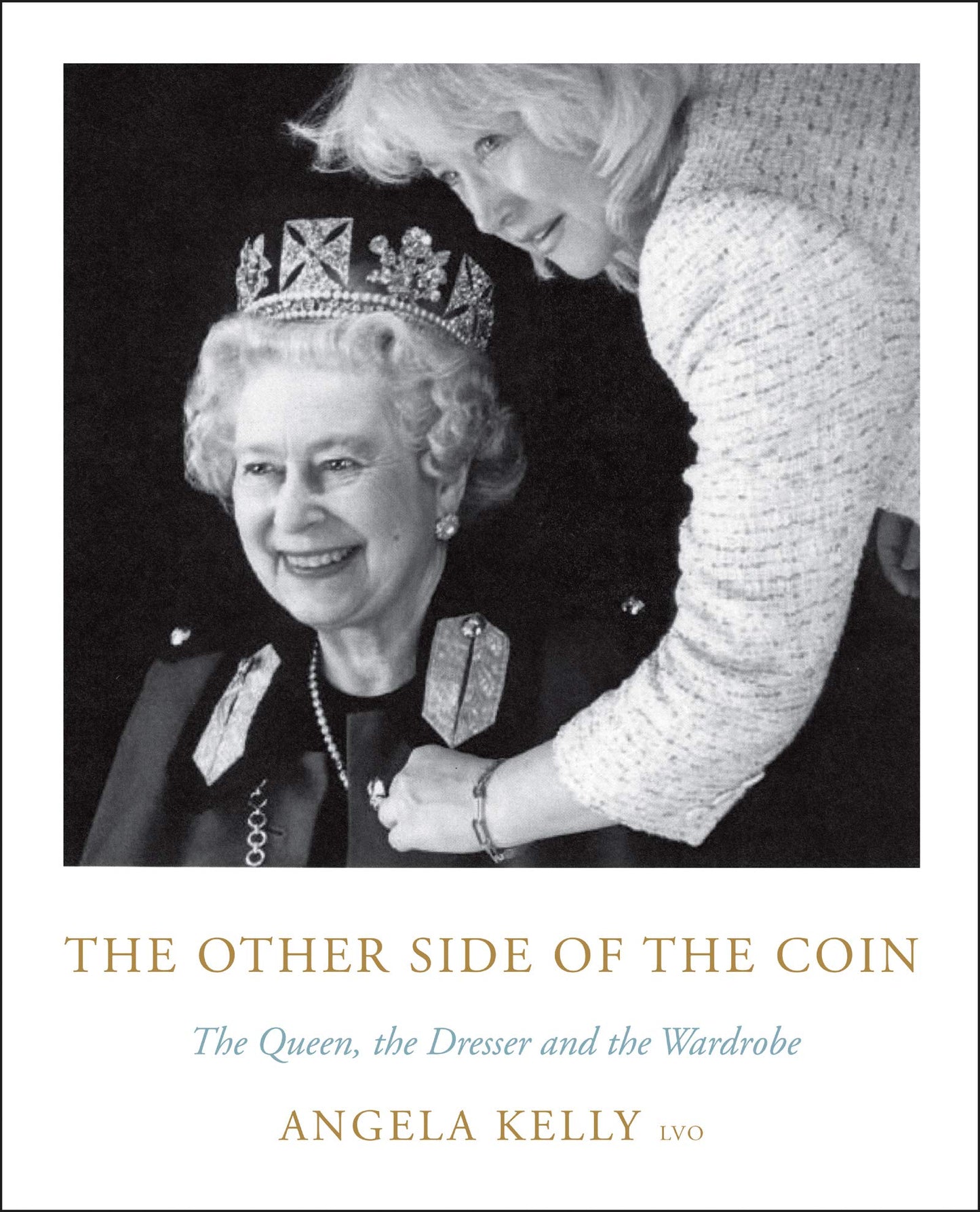 The Other Side of the Coin: The Queen, the Dresser and the Wardrobe - 2929
