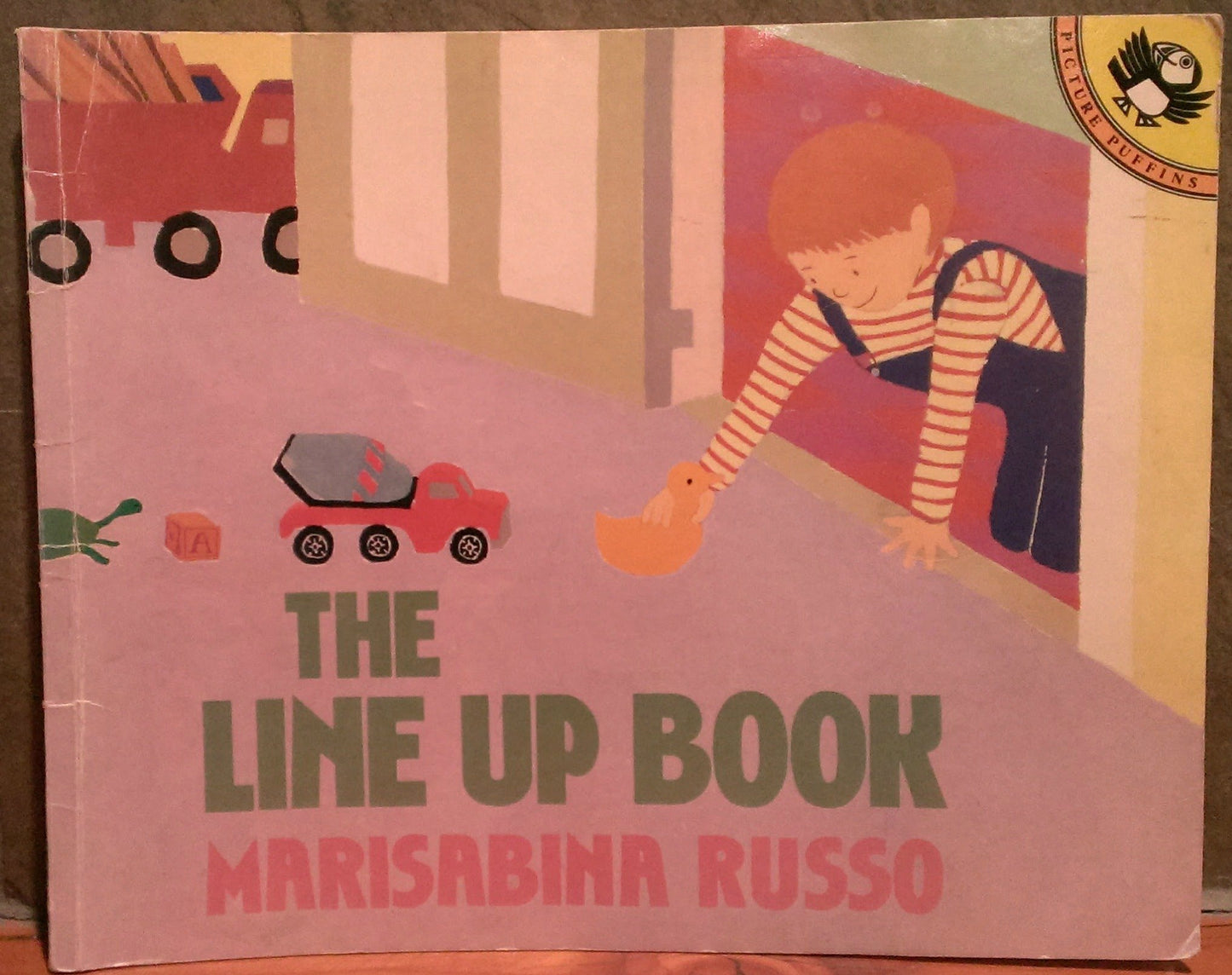 The Line Up Book (Picture Puffins) - 7210