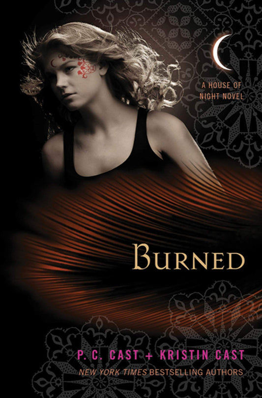 BURNED: A HOUSE OF NIGHT NOVEL - 8195
