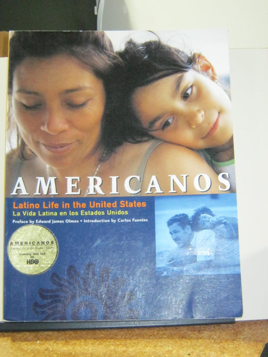 Americanos: Latino Life in the United States - La Vida Latina en los Estados Unidos - 4814