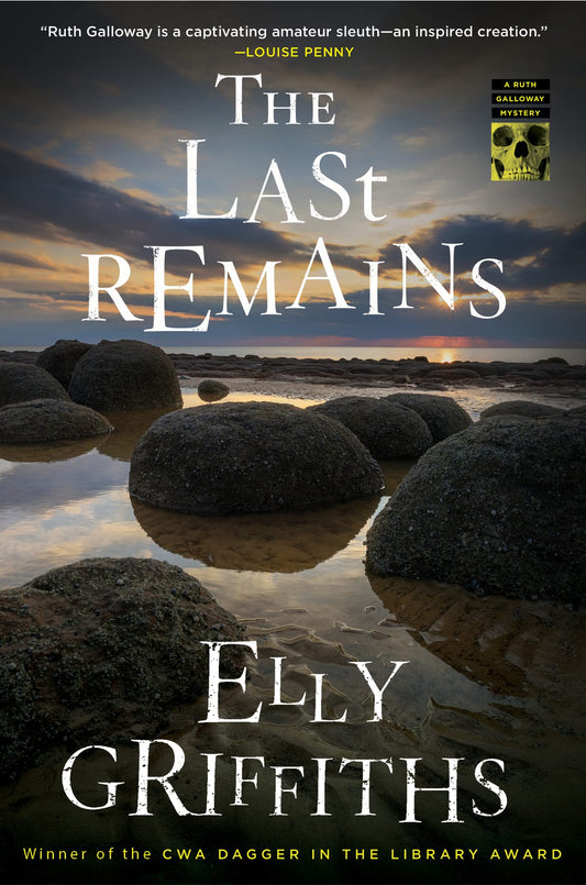 The Last Remains: A Mystery (Ruth Galloway Mysteries, 15) - 8686