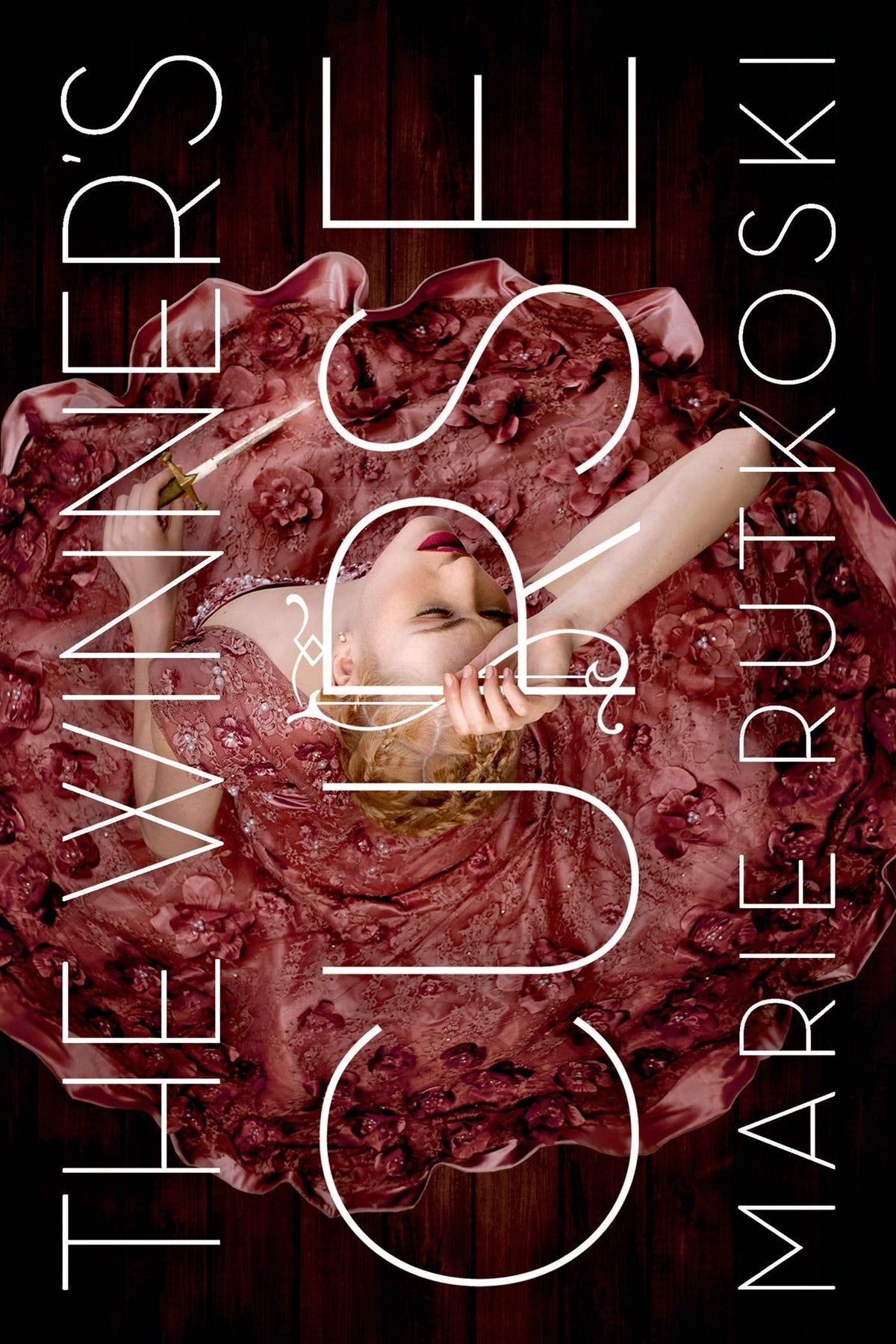 The Winner's Curse (The Winner's Trilogy, 1)