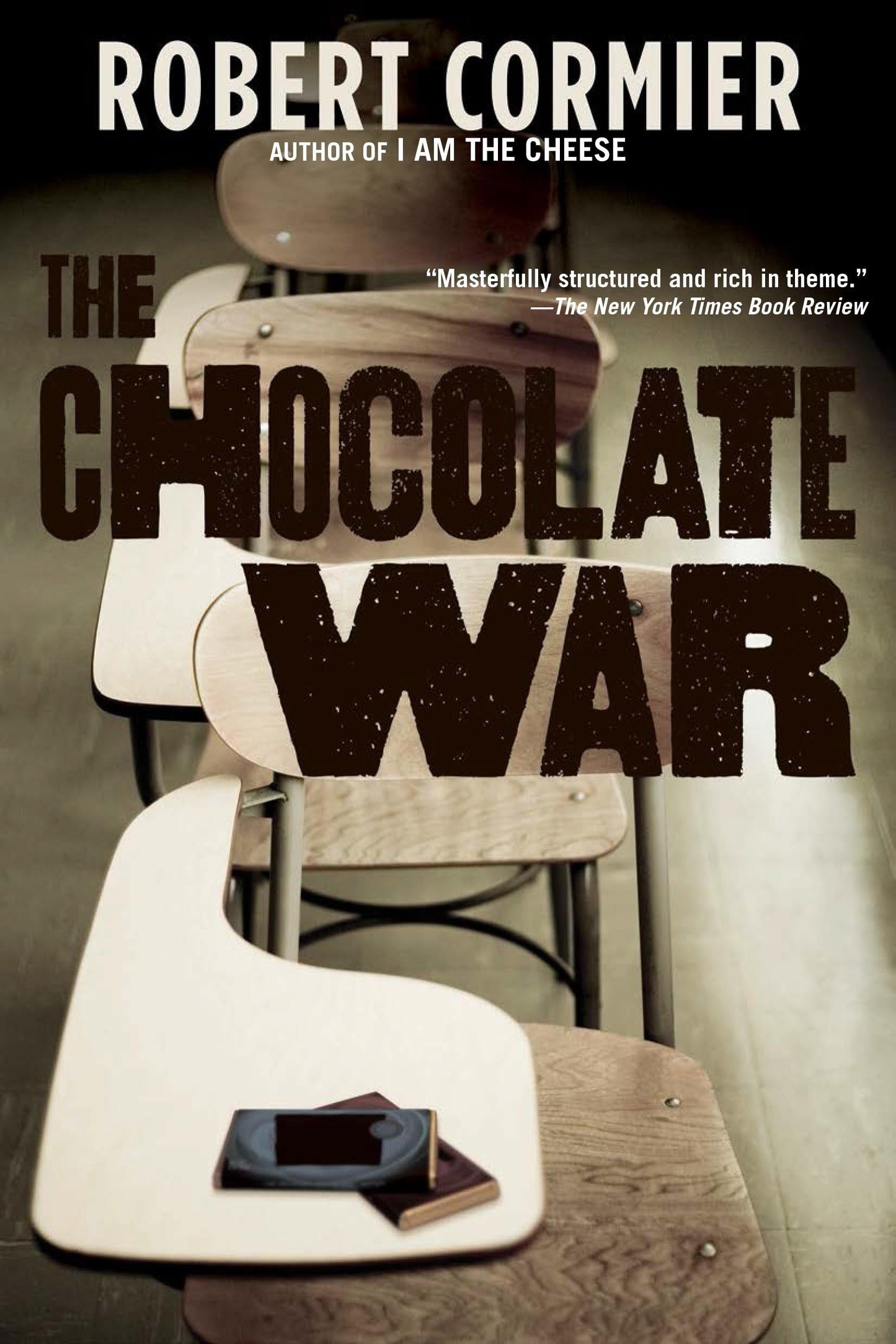 THE CHOCOLATE WAR - 3330