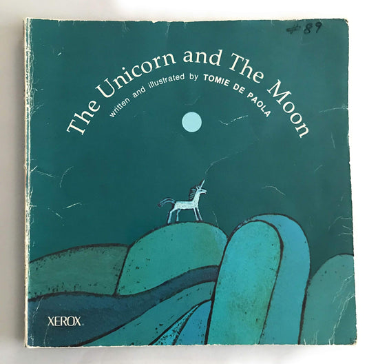 The Unicorn and the Moon - 4778