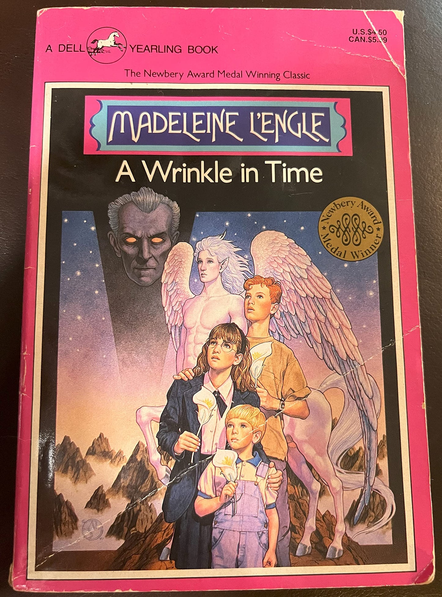 A Wrinkle in Time (The Time Quartet) - 2416