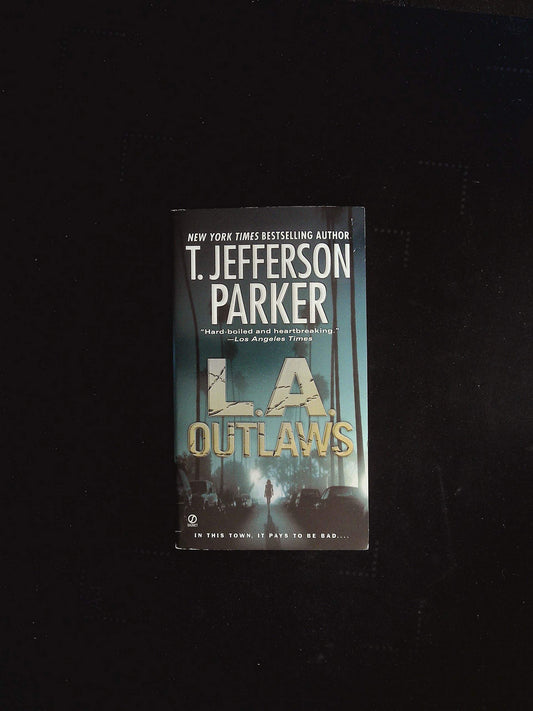 L.A. Outlaws (Charlie Hood Novel)