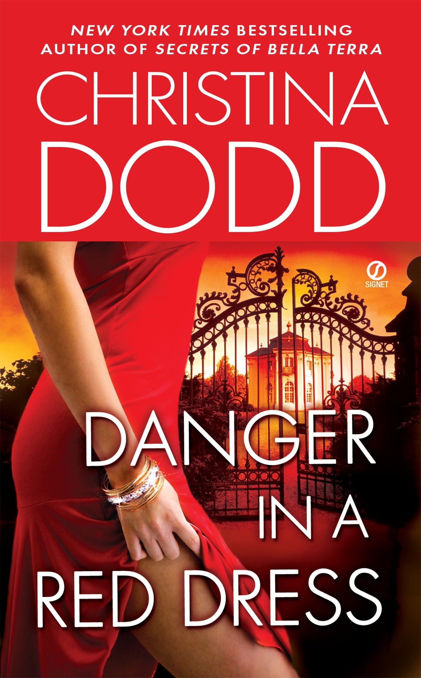 Danger in a Red Dress (The Fortune Hunter Books)