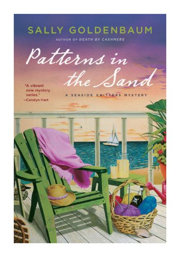 Patterns in the Sand: A Seaside Knitters Mystery - 5538