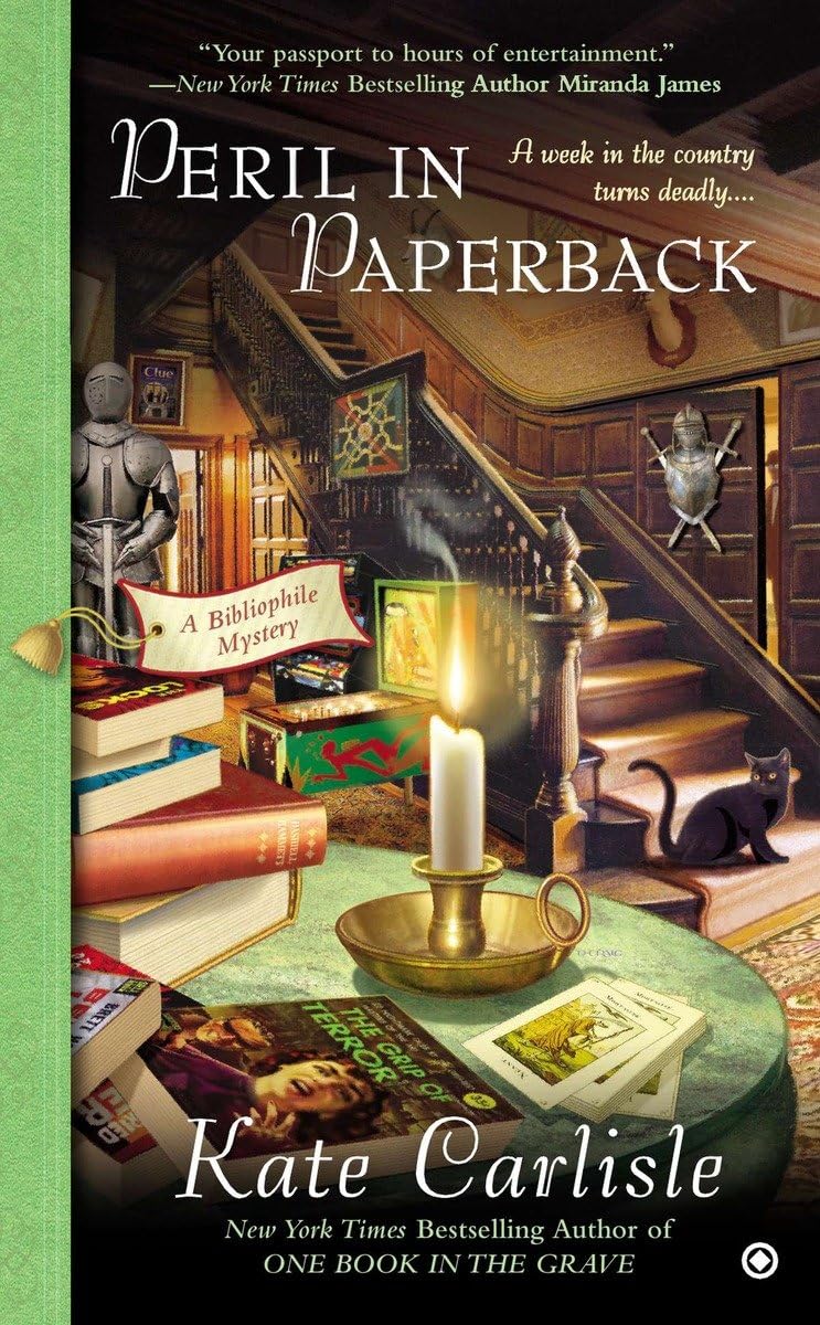 Peril in Paperback: A Bibliophile Mystery - 9724