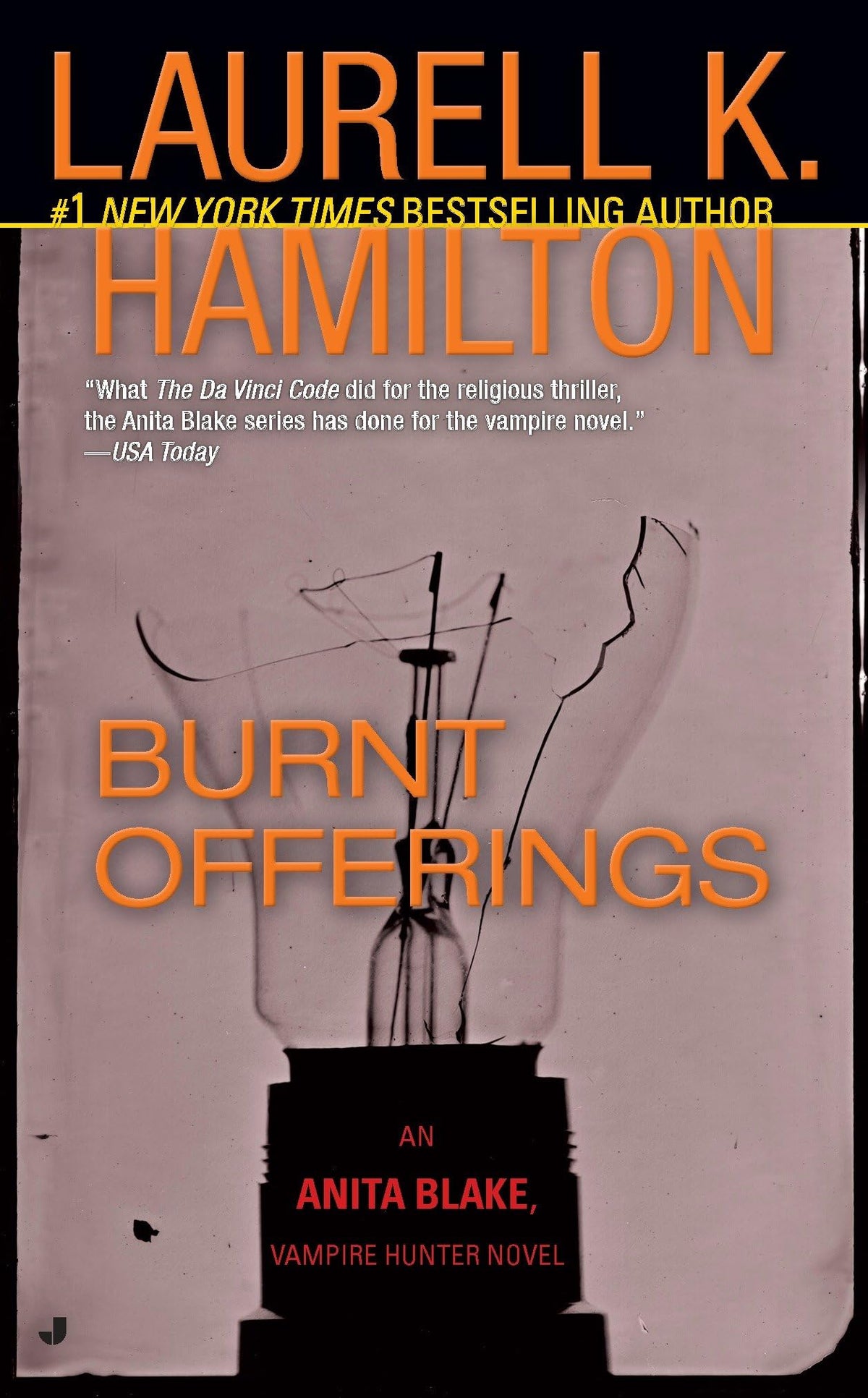 Burnt Offerings (Anita Blake, Vampire Hunter, Book 7)