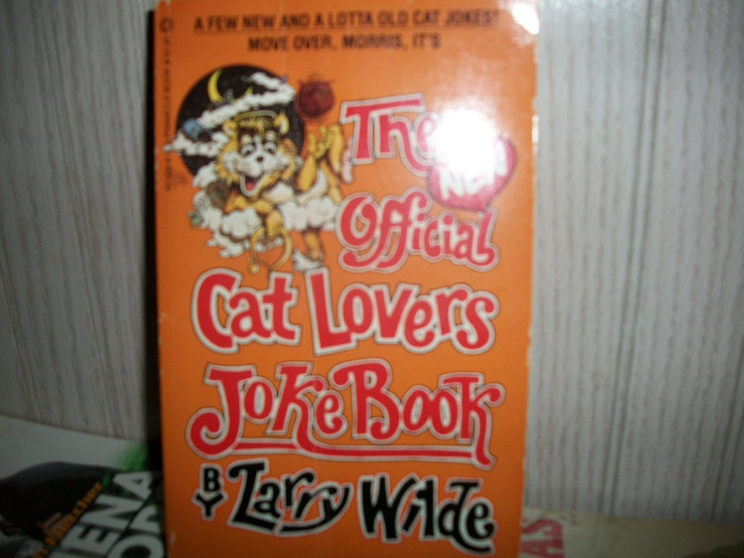The New Official Cat Lovers Joke Book