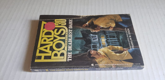 The DEADLIEST DARE HARDY BOYS CASEFILES #30