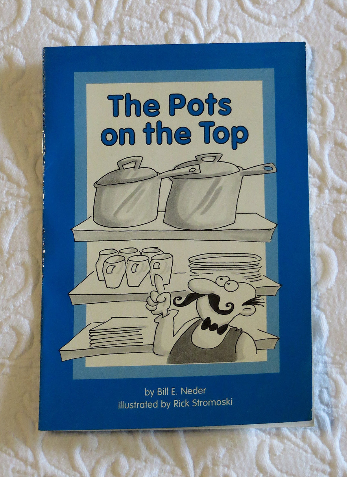Reading 2000 Phonics Reader 1.12 the Pots on the Top