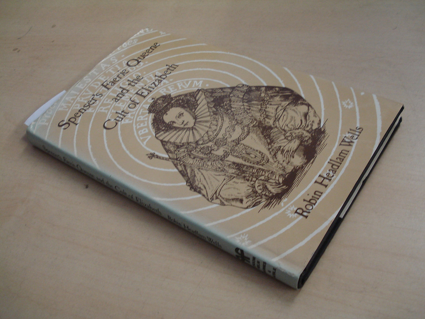 Spenser's Faerie queene and the cult of Elizabeth