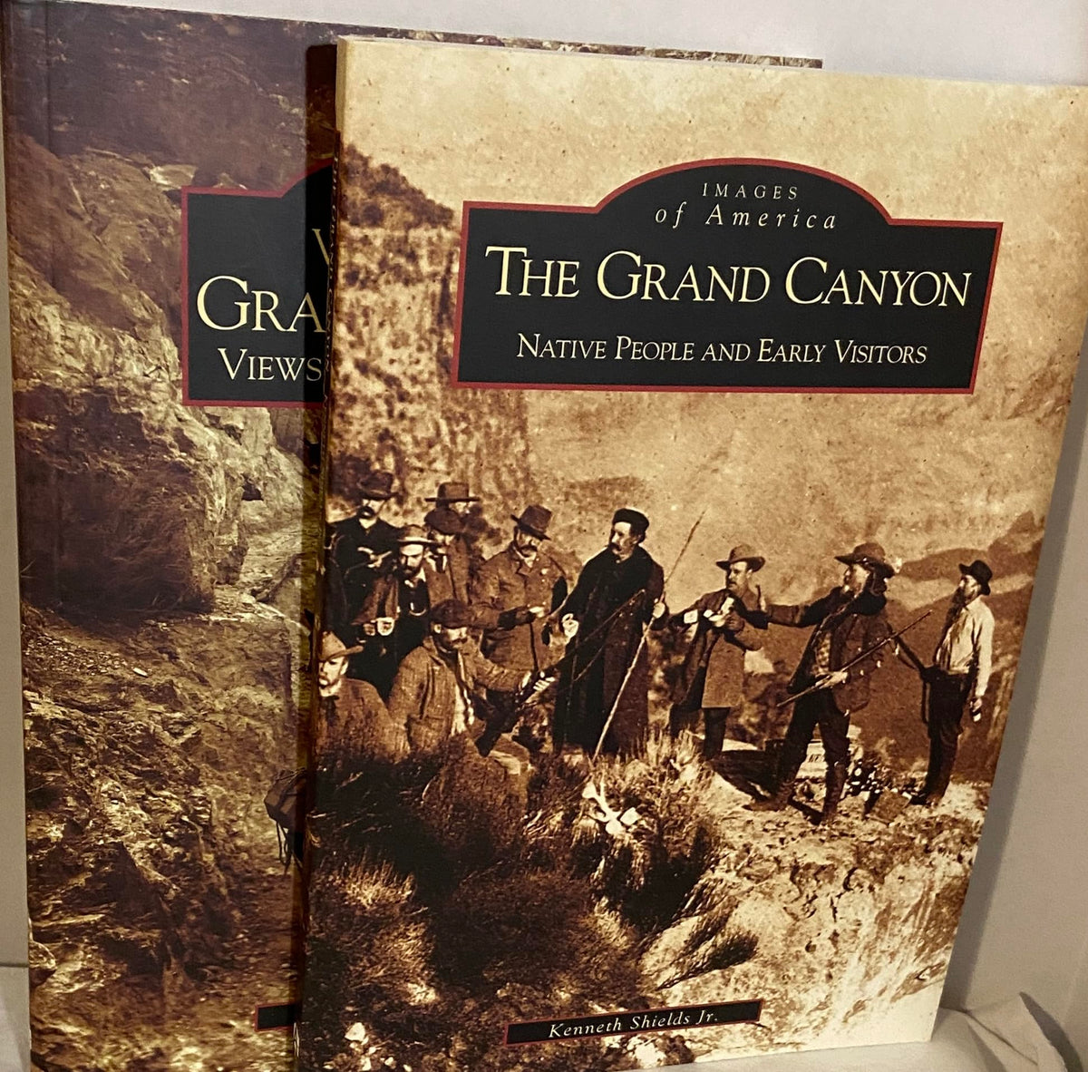 The Grand Canyon: Native People and Early Visitors (Images of America: Arizona)