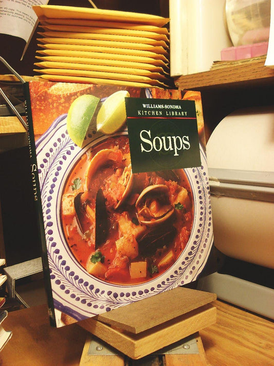 Soups (Williams-Sonoma Kitchen Library)
