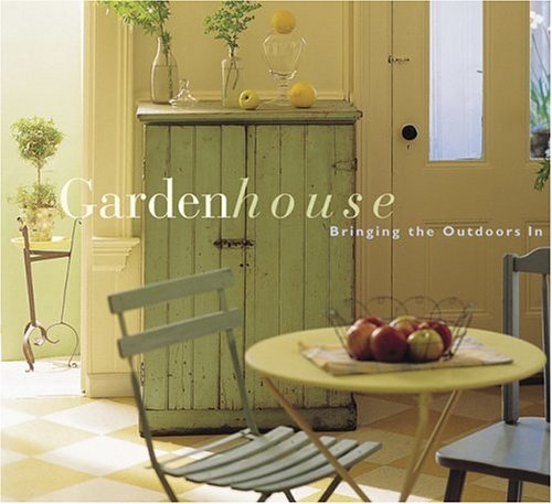 Garden House: Bringing the Outdoors In