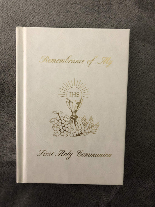 Remembrance of My First Holy Communion-Girl-White Edges: Marian Children's Mass Book - 5046