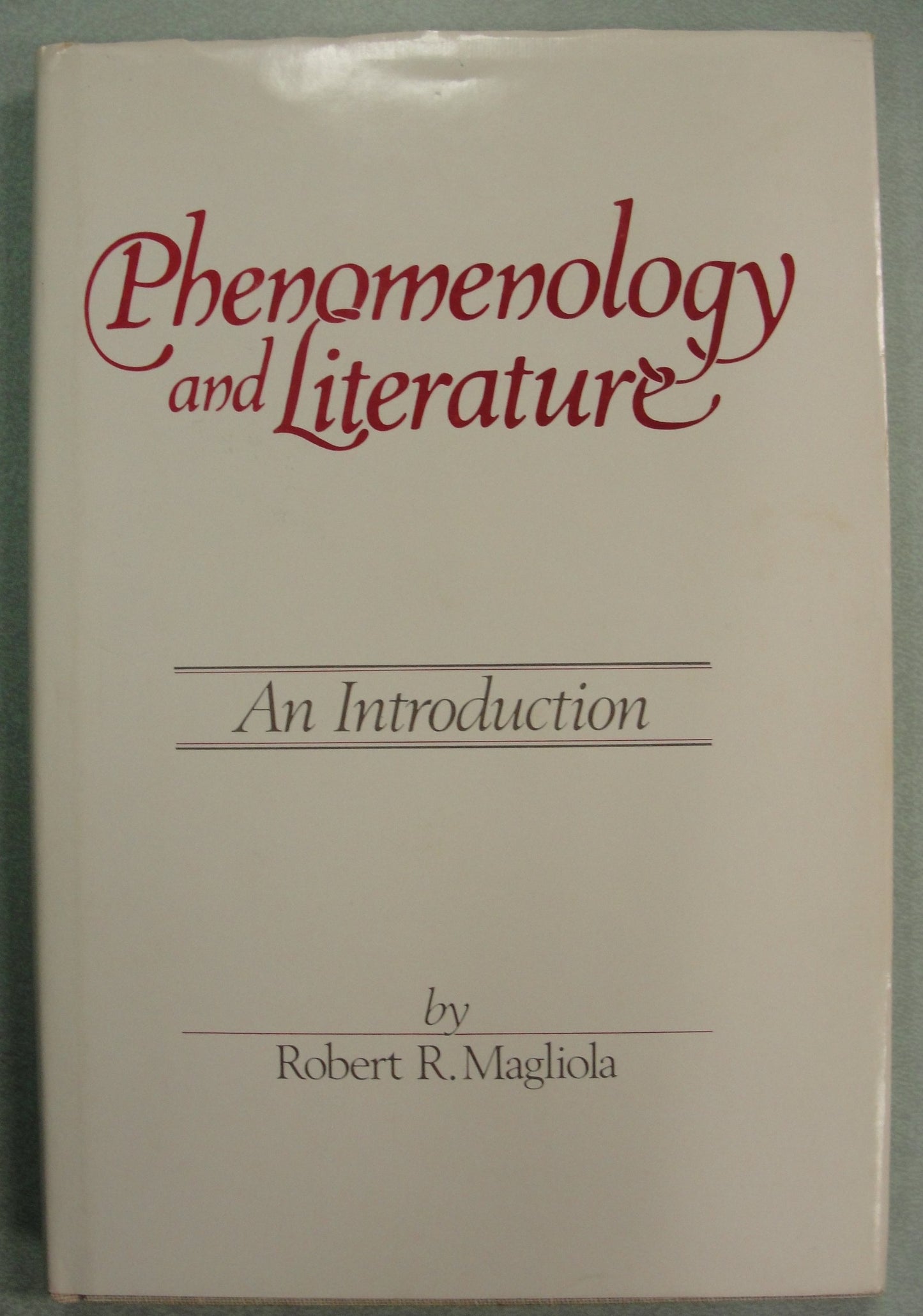 Phenomenology and literature: An introduction