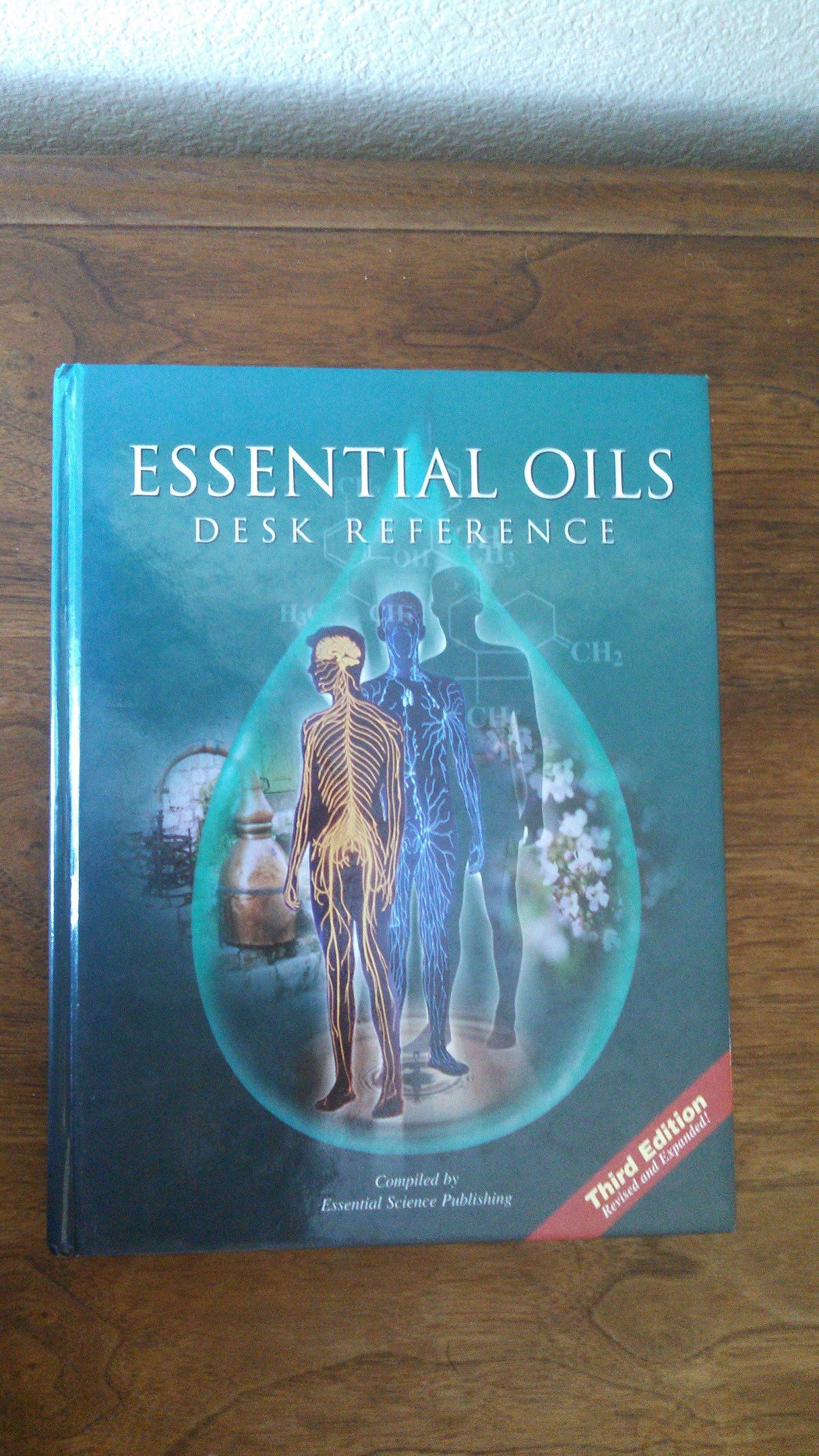 Essential Oils Desk Reference, 3rd Edition
