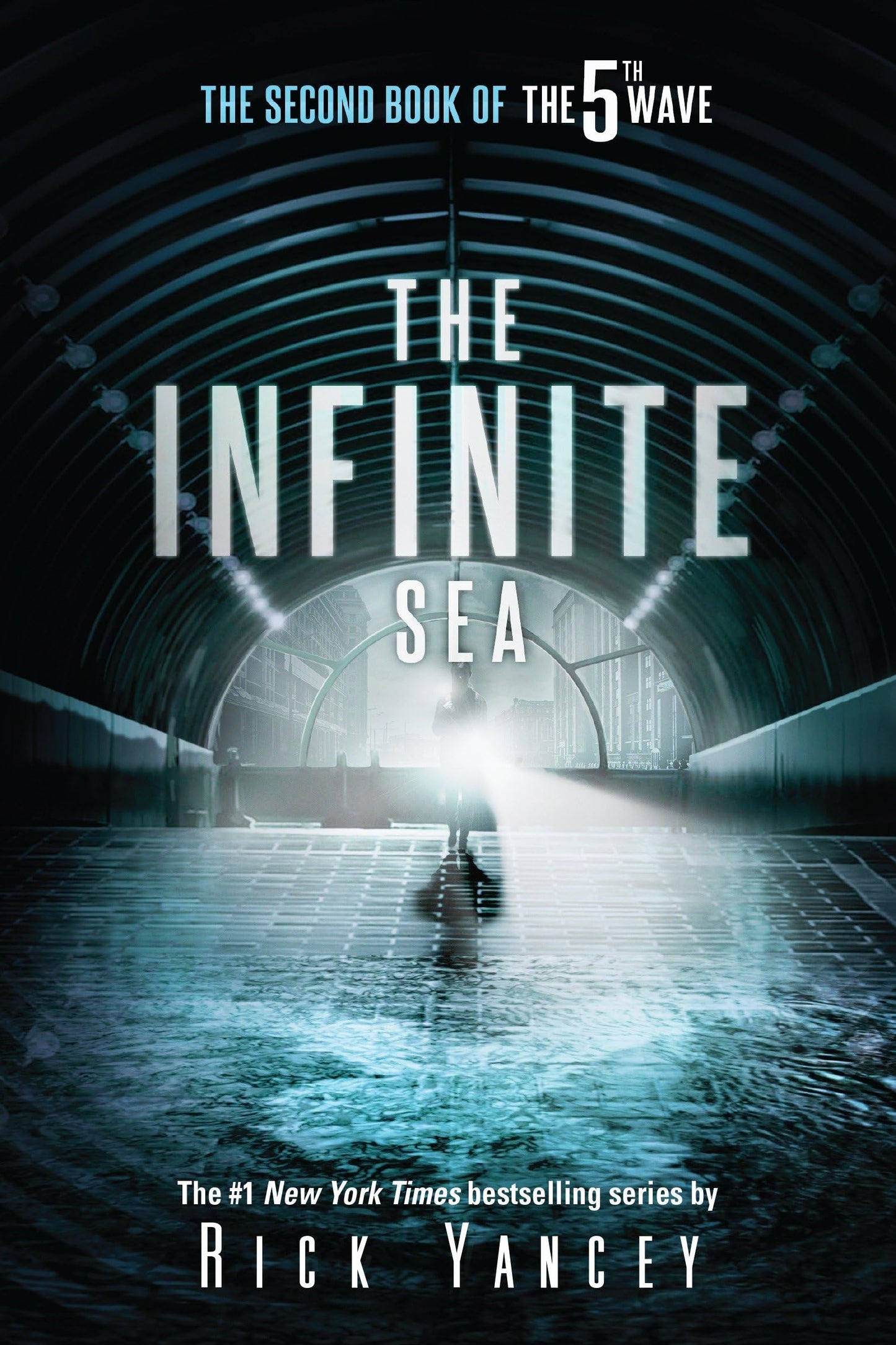 THE INFINITE SEA: THE SECOND BOO - 2678