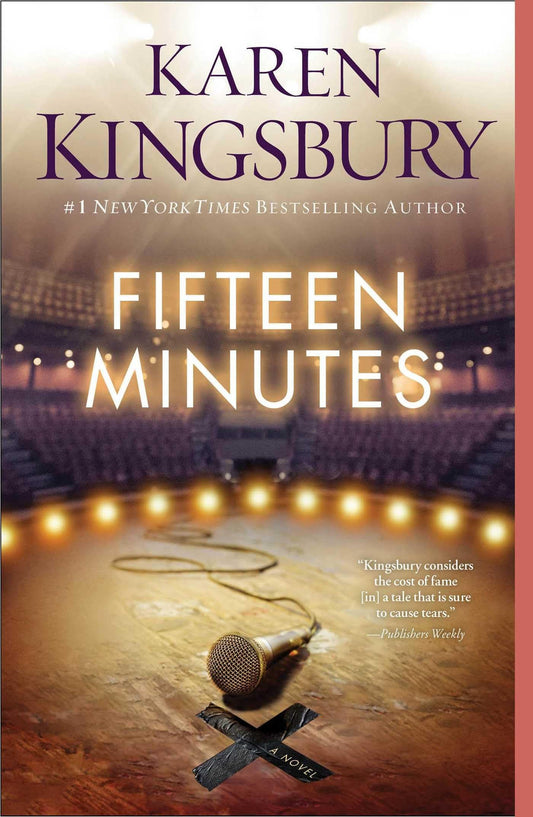 Fifteen Minutes: A Novel - 8688