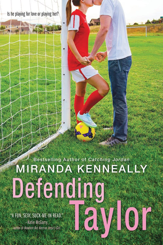 Defending Taylor (Hundred Oaks, 7)
