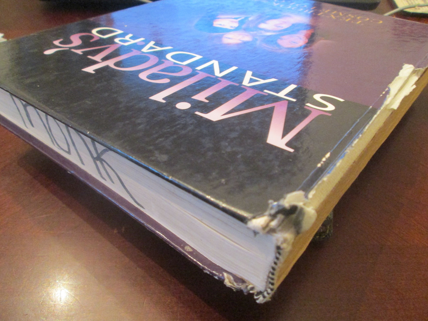 Milady's Standard Textbook of Cosmetology 2000 Edition (Hardcover)