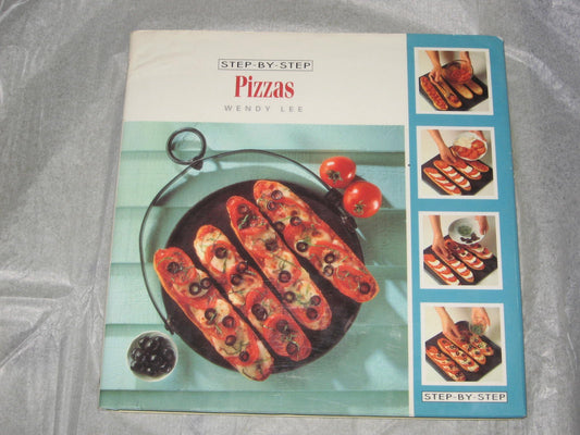 Pizzas (Step-By-Step) - 2544