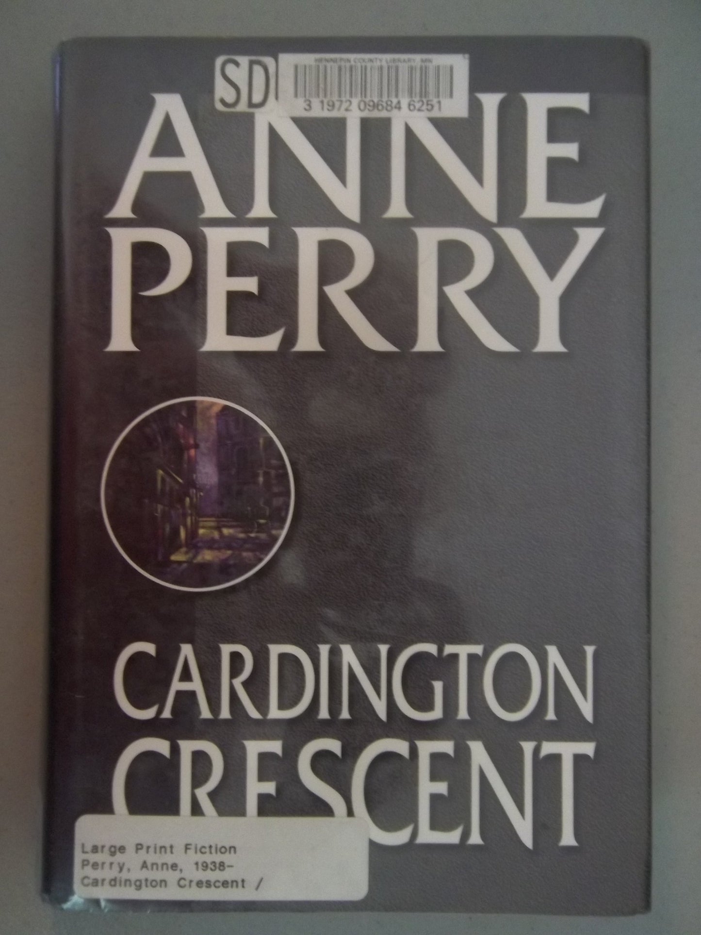 Cardington Crescent (Charlotte & Thomas Pitt Novels) - 8837